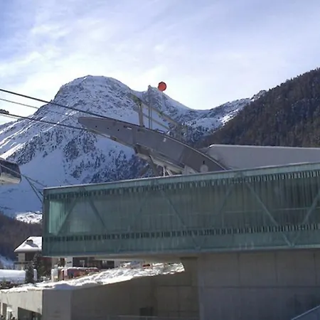 Tarcianne * Grimentz