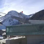 Tarcianne * Grimentz